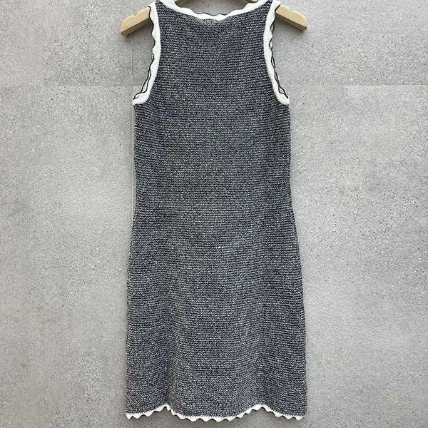 シャネル ワンピ スカート ニット 偽物 cc ロゴ ロング チェーン sho71426